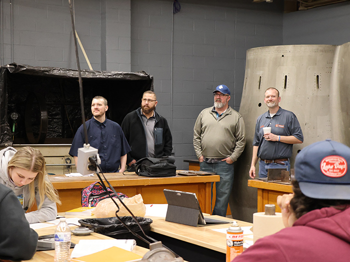 boeing professionals visiting nondestructive testing students