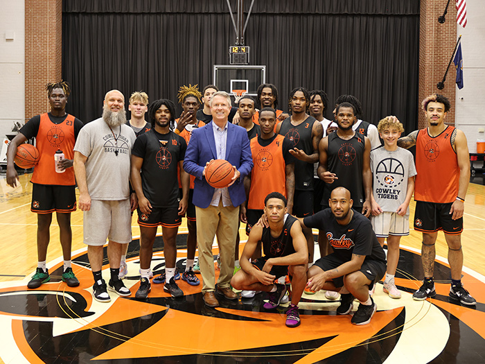 Senator Marshall and the basketball team
