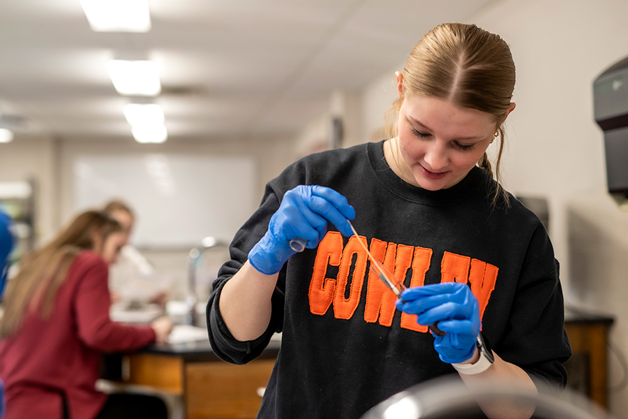 cowley college chemistry student in the lab
